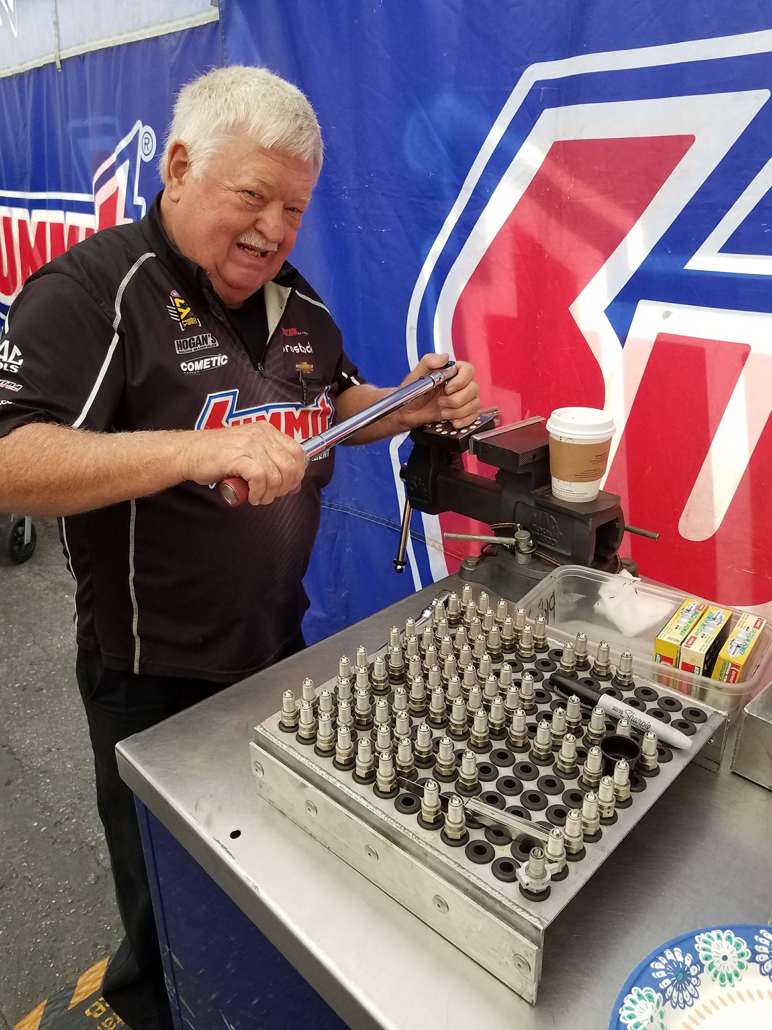 KB Titan Racing - We sure owe this guy a bunch of gratitude! Uncle Les ...
