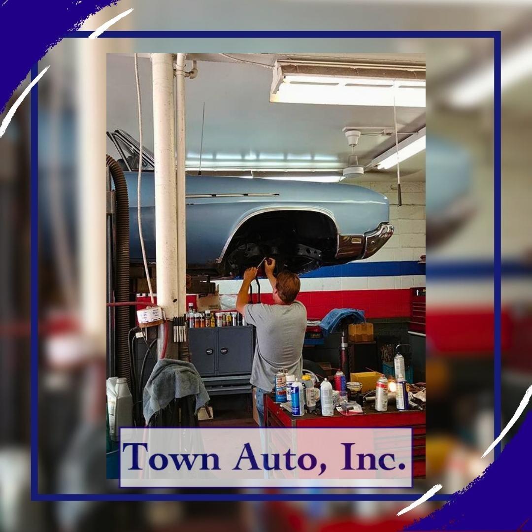 Town Car Repair: Expert Tips for Smooth Driving