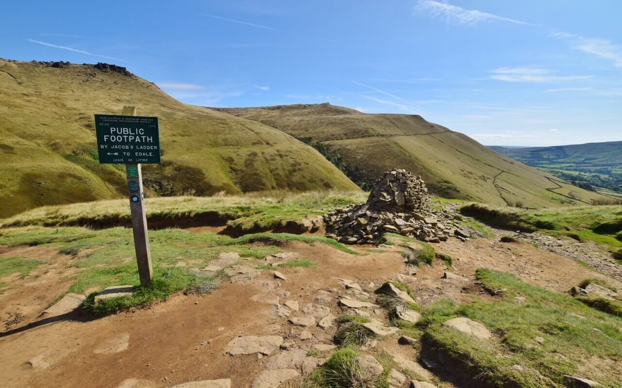 I'll never tire of the view from... - Peak District Walks | Facebook