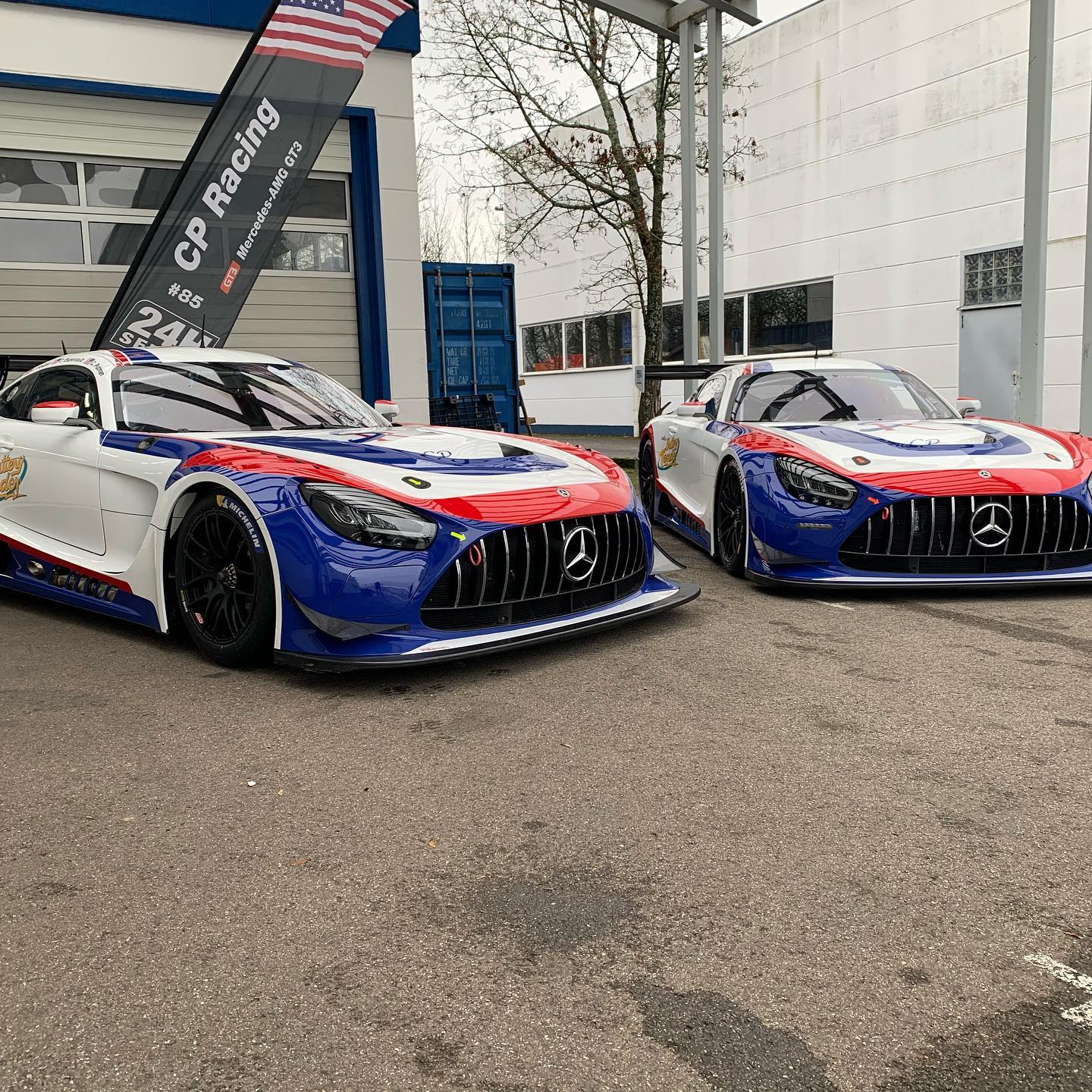 Ready to race!! Good luck!! Fullbody... - DieFolienexperten