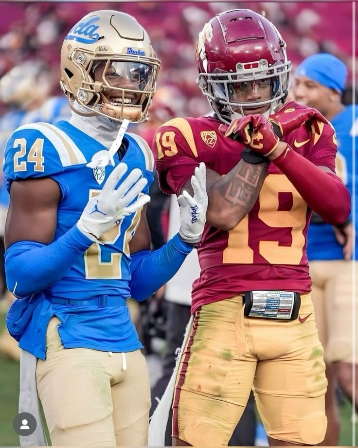 CFBHome - Best color on color game in College Football 🟦🟨🟥🟨 | Facebook