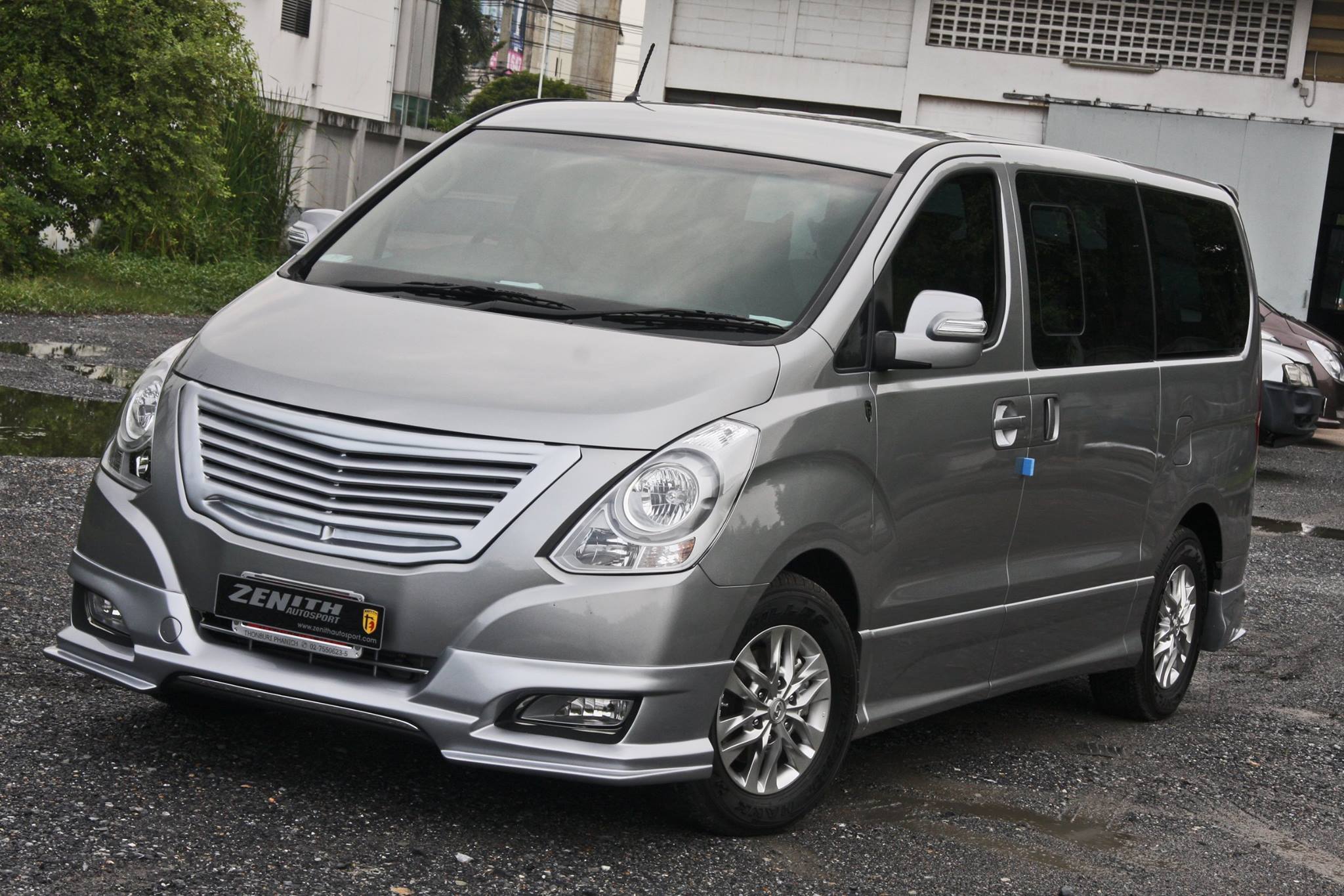เรียบหรูในแบบฉบับของตัวเอง!!!... - Zenith Auto Sport