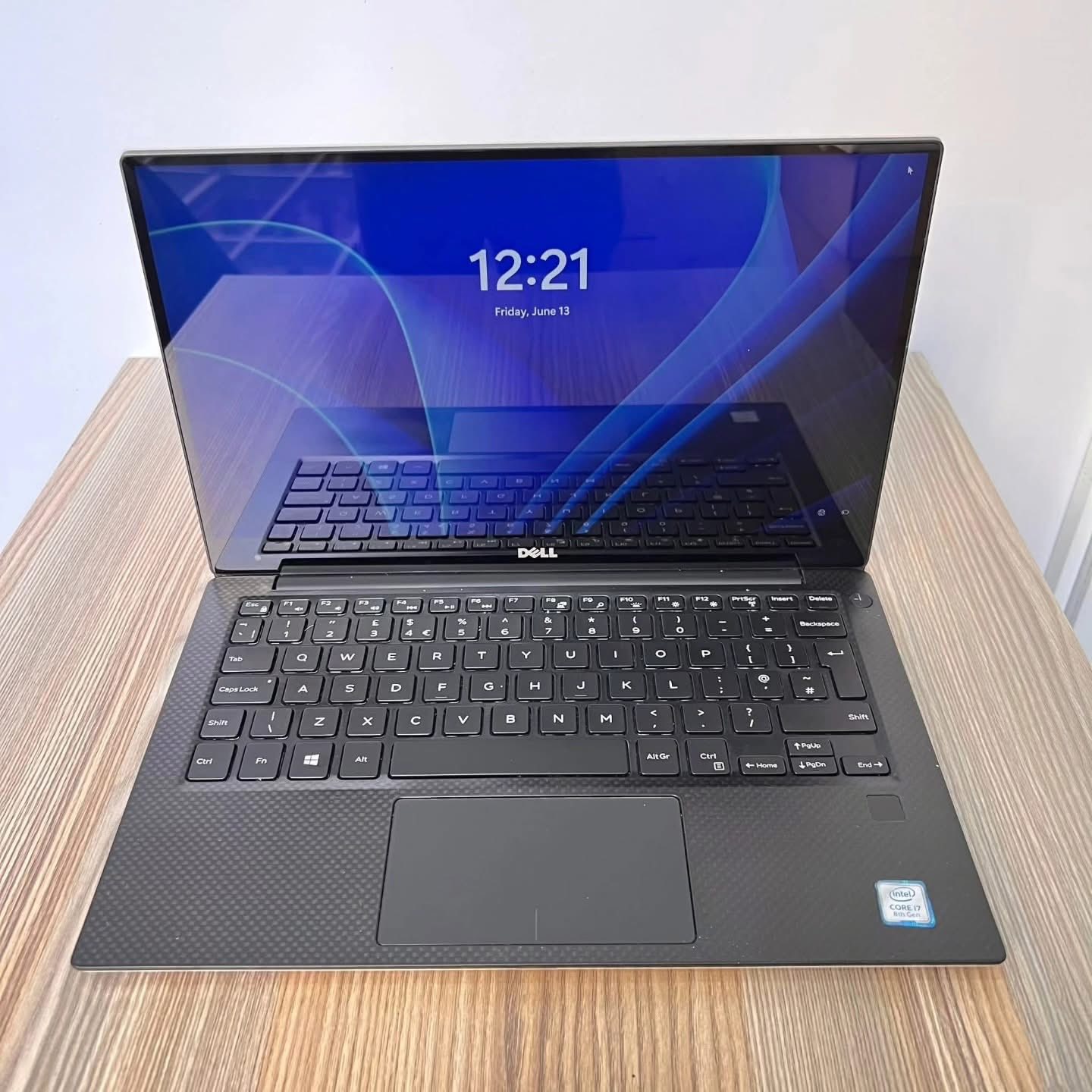 Dell XPS 13 9360 • Operating System: Windows 11 Pro 64-bit Dell