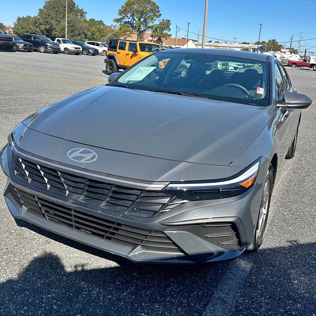 2024 Hyundai Elantra · SE - Cars & Trucks - Fort Walton Beach, Florida ...