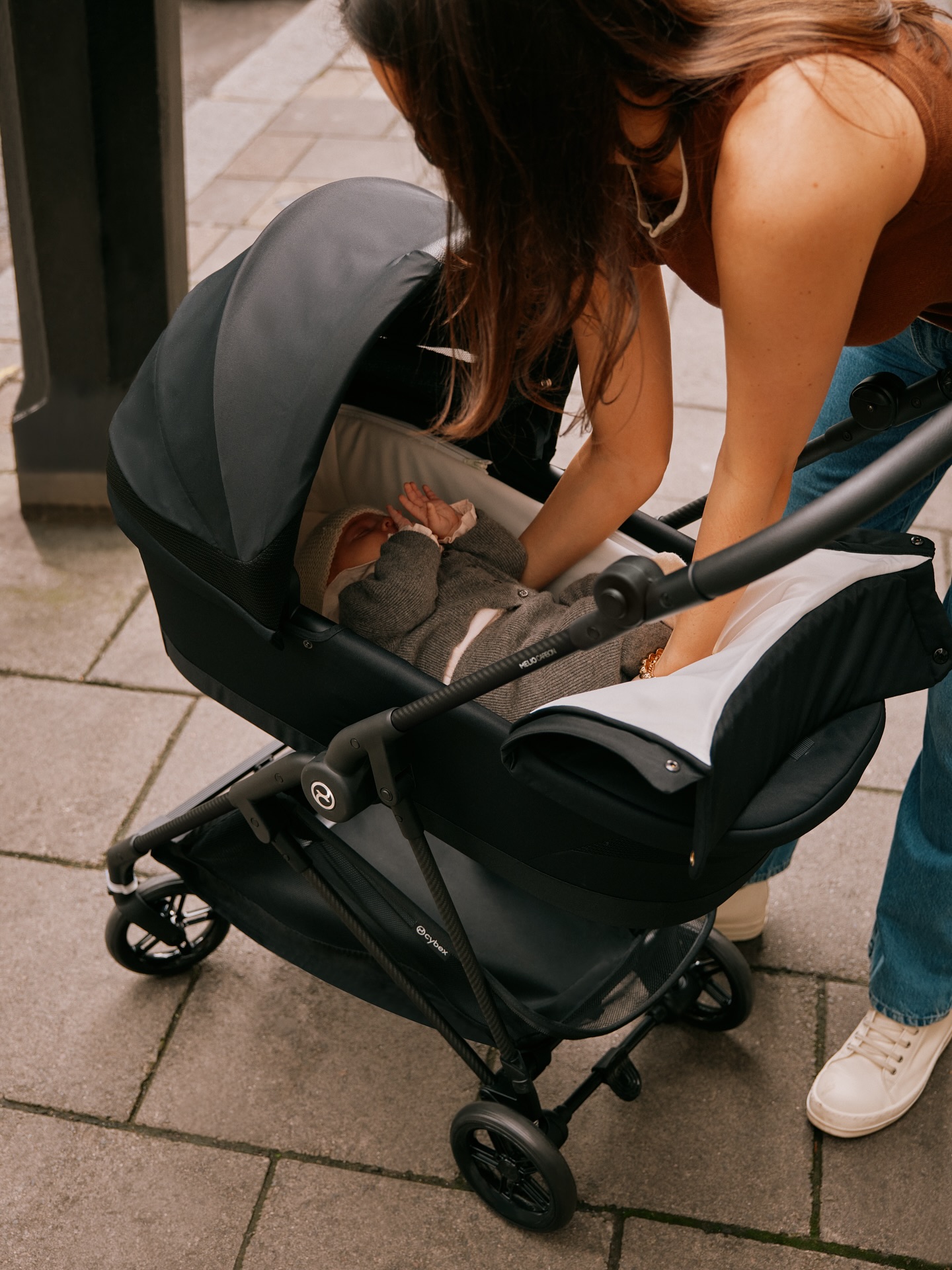bugaboo manufacturer Fox 5 Renew Complete Full-Size Stroller – Swaddles Baby Designed to foster family Aer Day Pack or Model:SCPC66MHF Bottema
