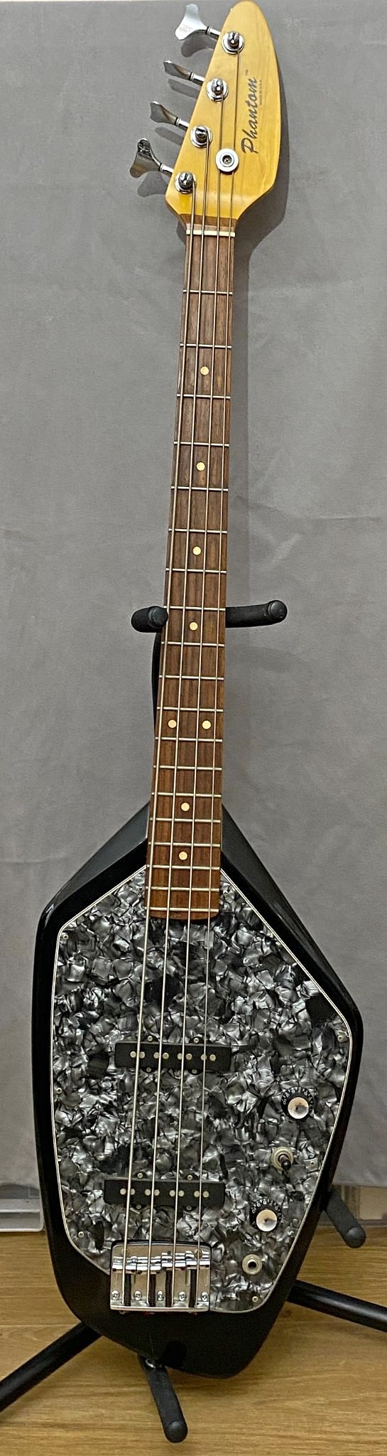 Phantom Bass Guitar 1990's USA Model with Pearloid Scratchplate ...