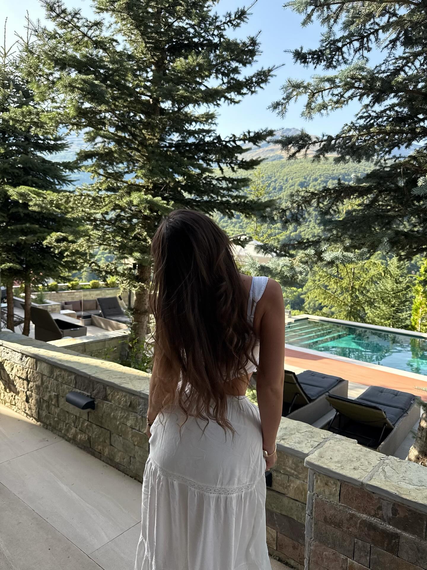 Hotel - 📍 Hotel Sharri @oltaaparduzi . . . . . . . #prevalla #hotel # ...