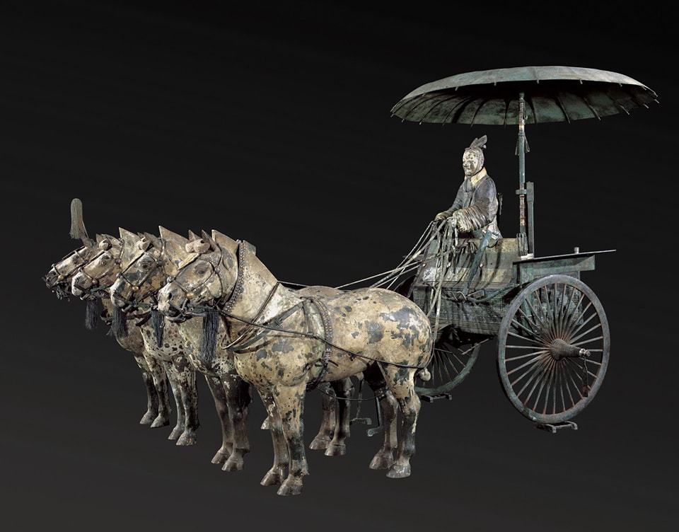 Chariots in Ancient China Chariots not only played a military role