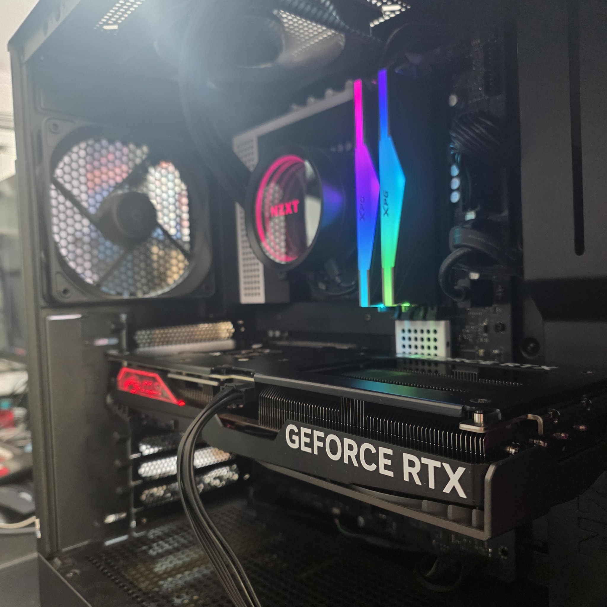 PC Build Gaming Design Sec Hand 9XX$ _ I5 12600K _ Ram 16G _ NZXT 