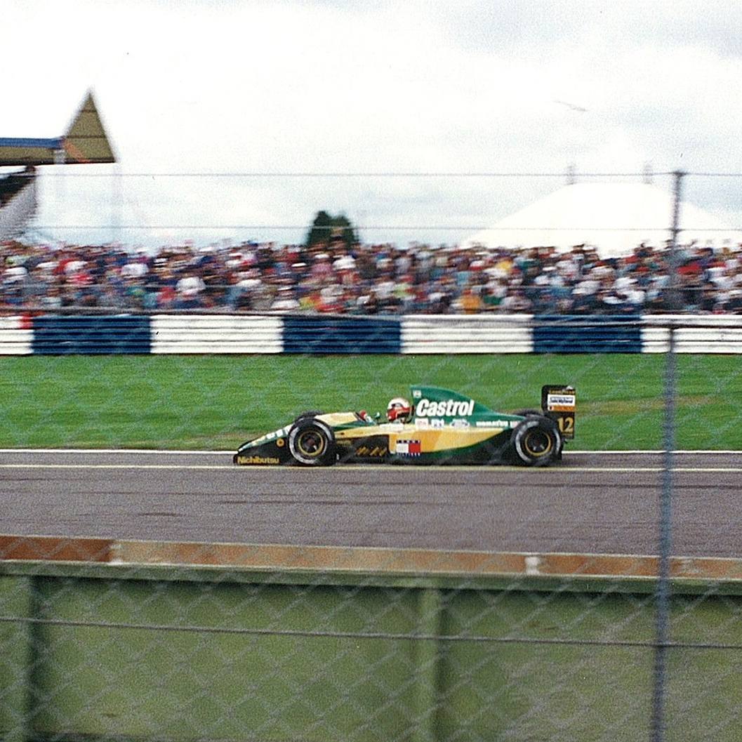 Johnny Herbert's Lotus 102B-Judd at 1991 Australian GP