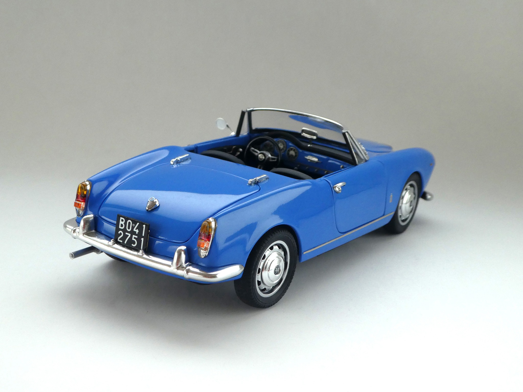 From Car modeler chi~ : Alfa Romeo Giulia 1600 1:24 Send your