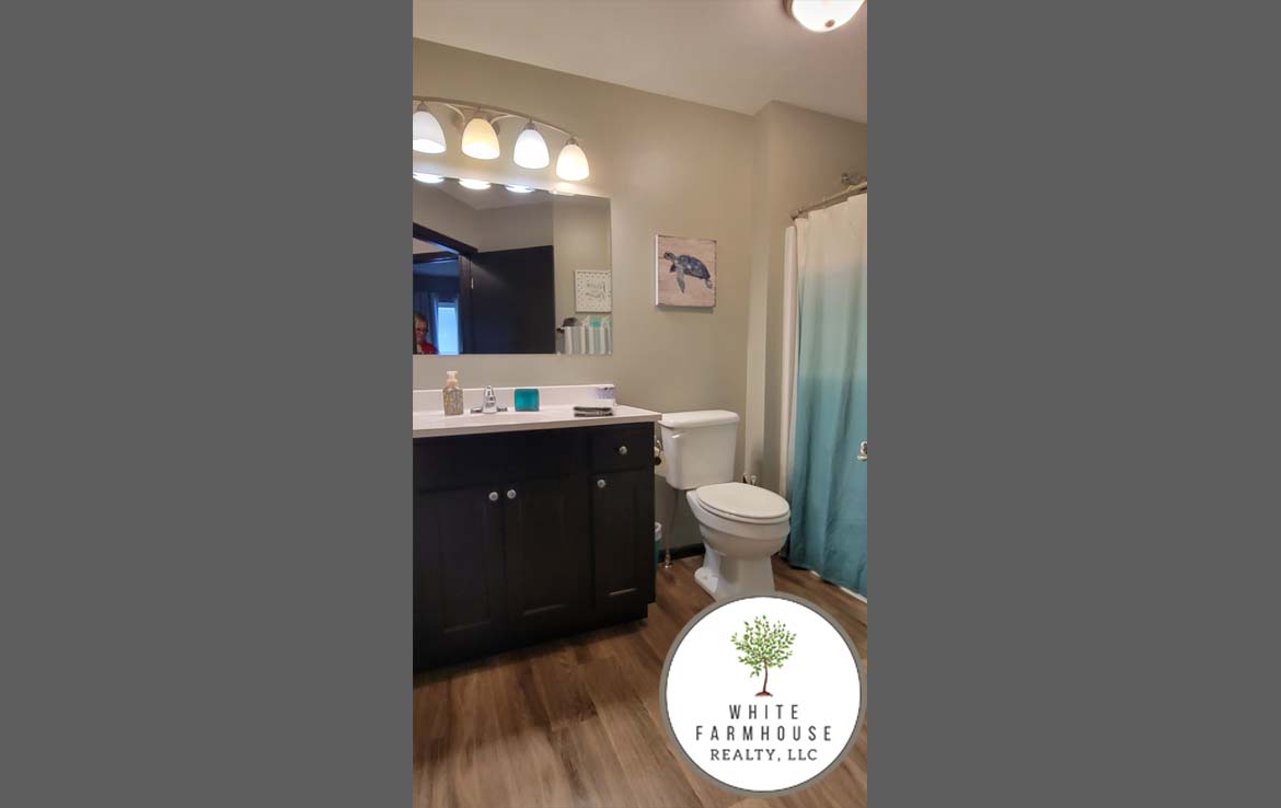 White Farmhouse Realty, LLC... - White Farmhouse Realty, LLC
