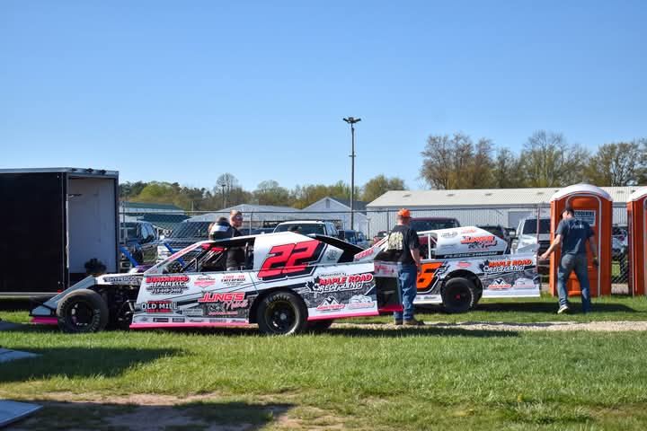 Logan Huggler Racing added a new photo. - Logan Huggler Racing