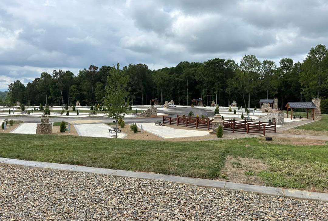 Anchor Down RV... - Anchor Down RV Resort - Dandridge, TN