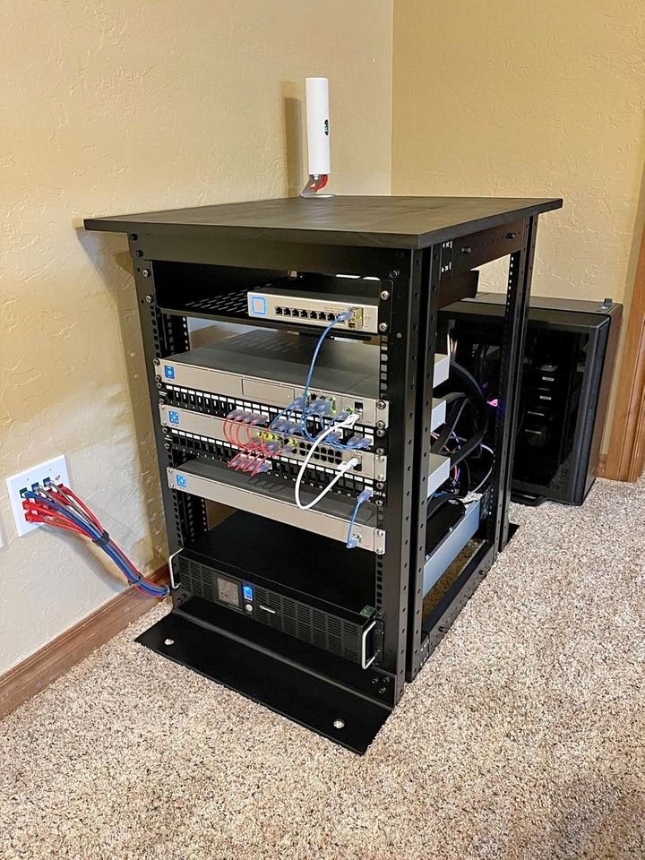 StarTech.com 4-Post 15U Mobile Open Frame Server Rack, 19in Network ...