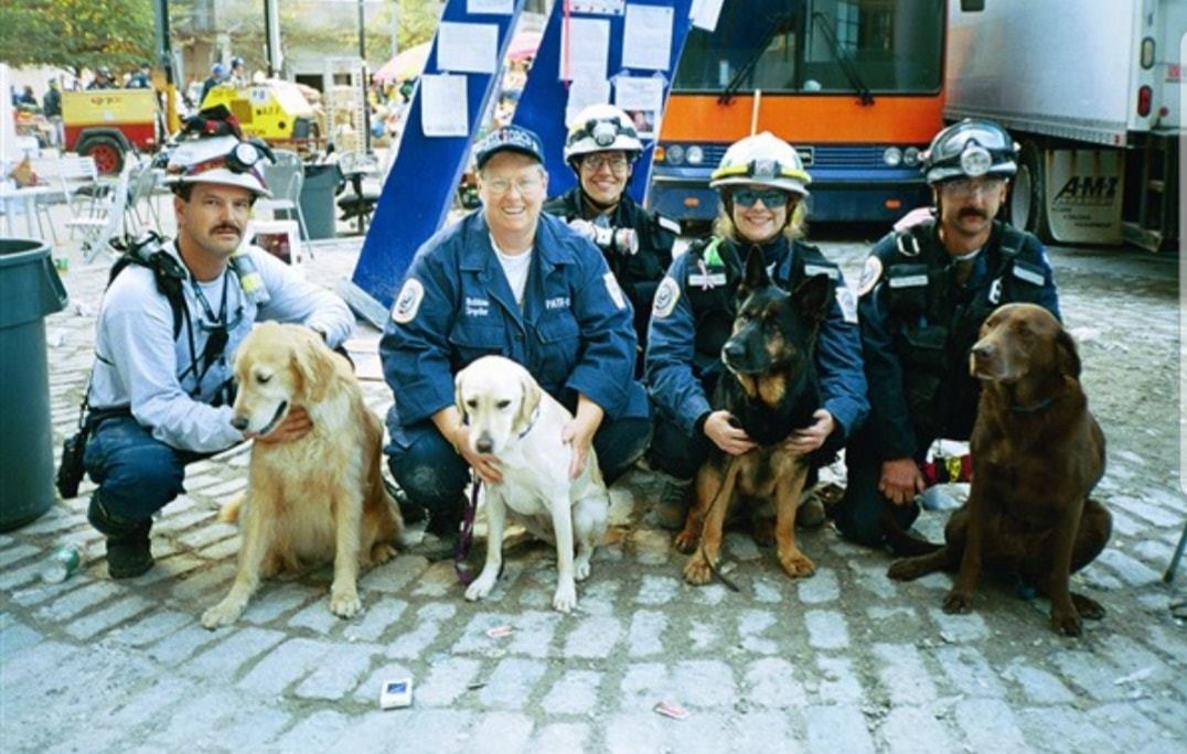 Pet Rescue Team - Remembering the Two-Legged and... | Facebook