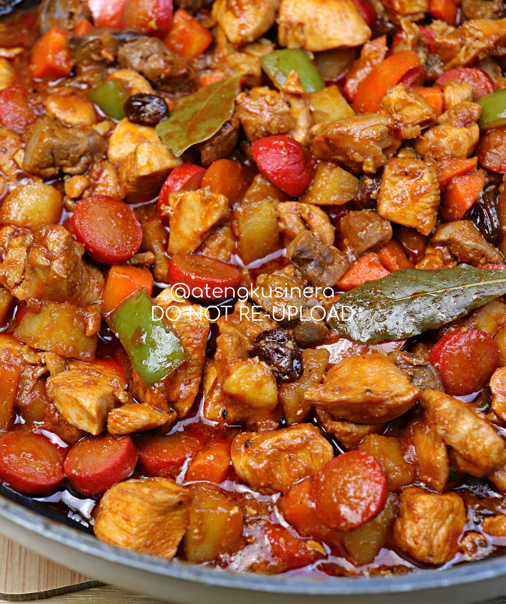 Ateng - Chicken Menudo Recipe INGREDIENTS: 1 kilo Boneless chicken ...