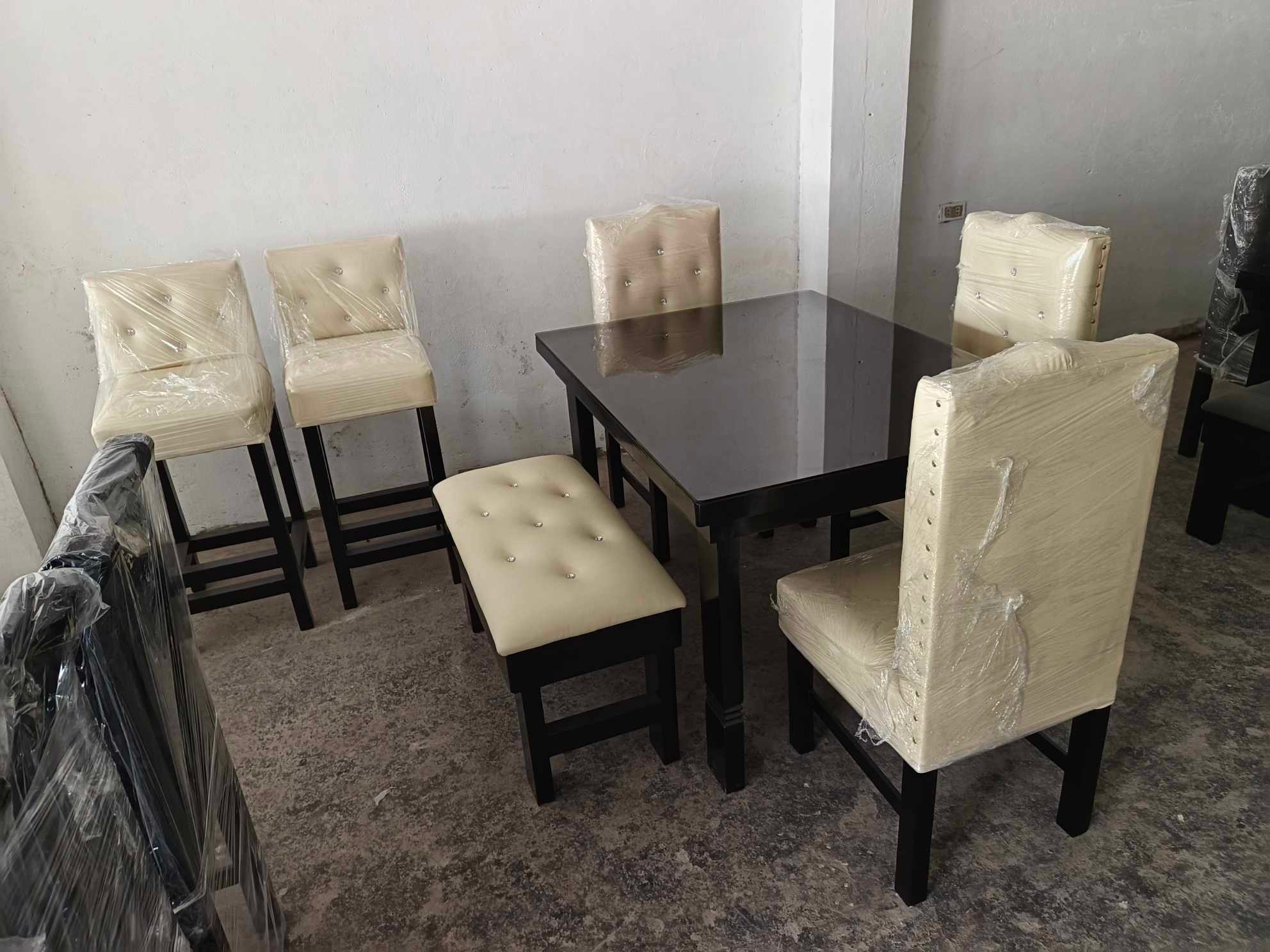Potchie Wood Craft | Santo Tomas