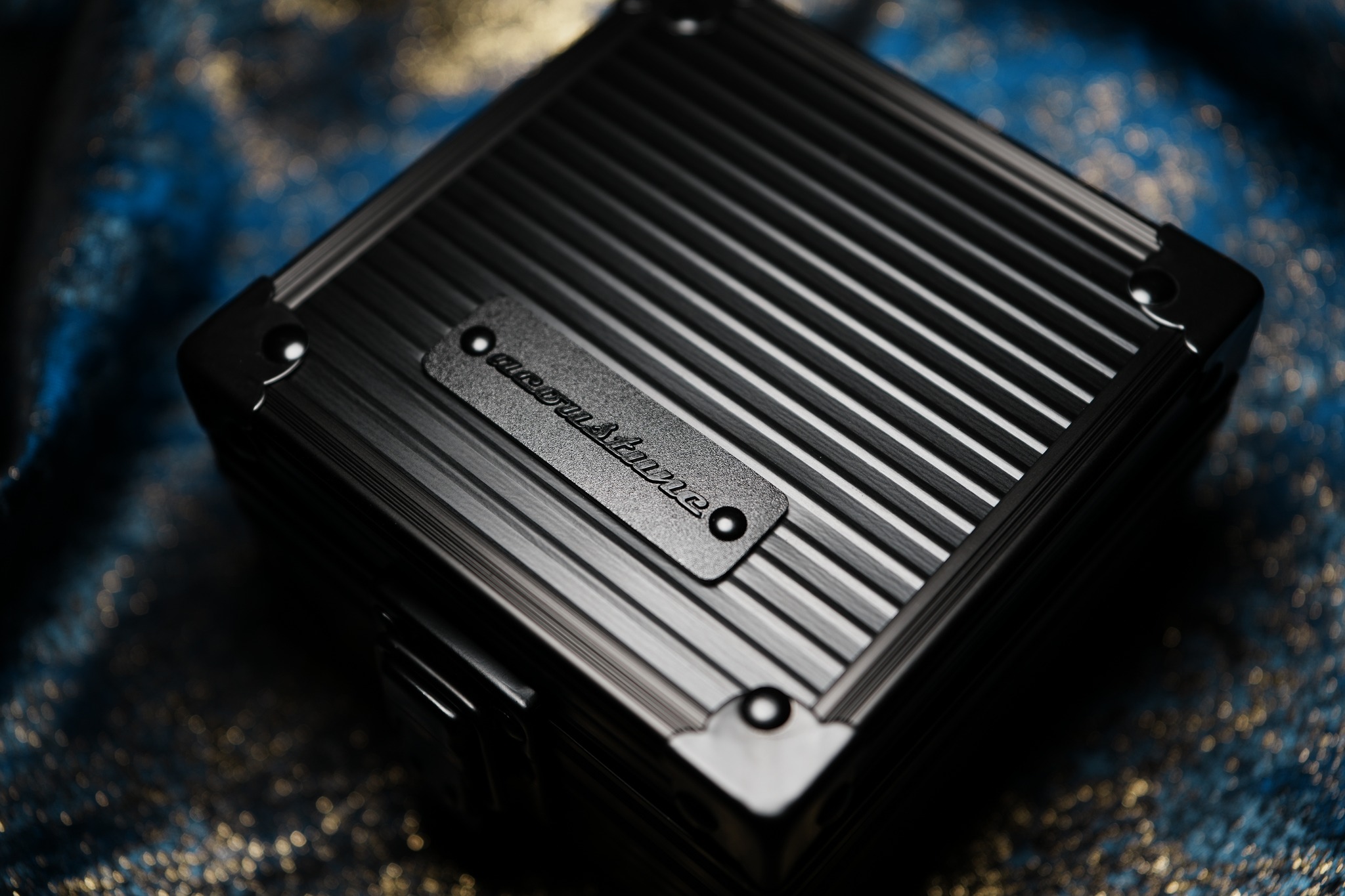 The Japanese IEM brand Acoustune previously released the HSX1001 