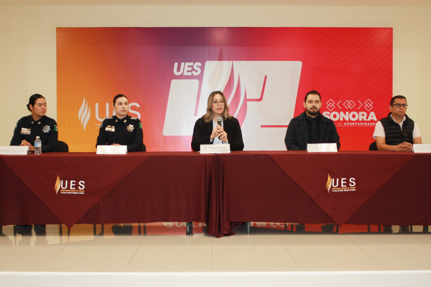 Universidad Estatal... - Universidad Estatal de Sonora - UES