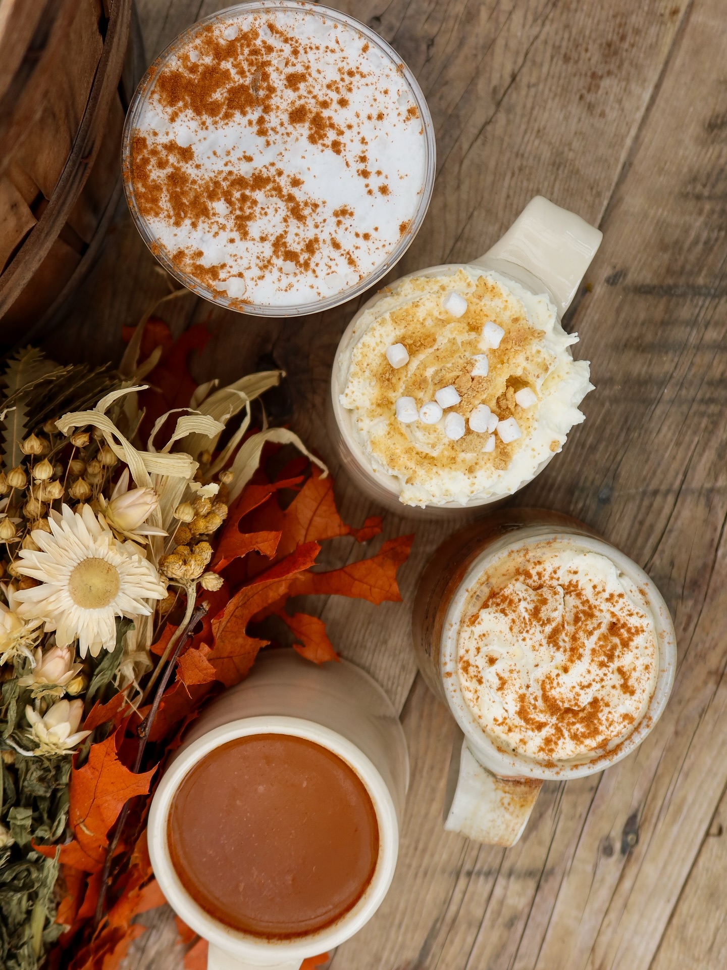 Hello Fall! 🎃 🍂 🍎 Our... - Mercantile 37 + Wheeler’s Cafe | Facebook