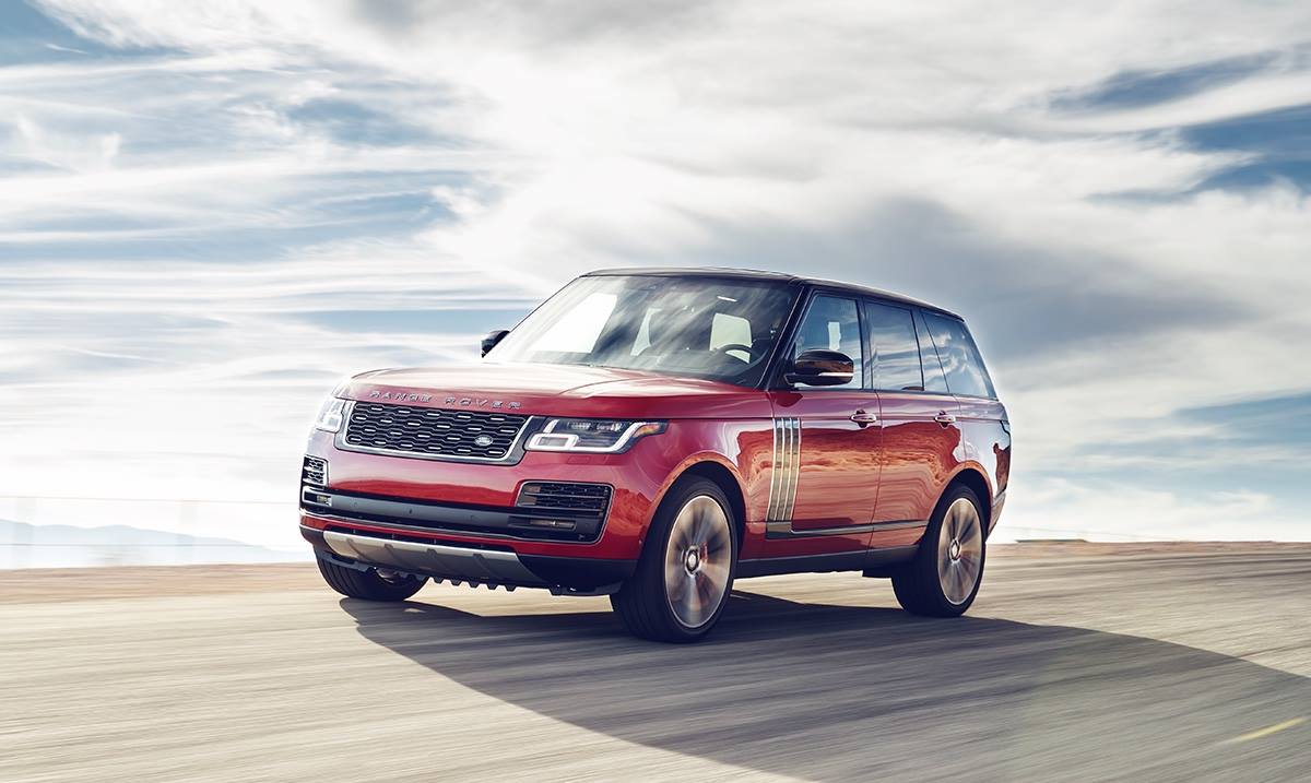 Range Rover - 남다른 시선, 독보적인 존재감. RANGE ROVER 자세히 보기: https://bit.ly ...