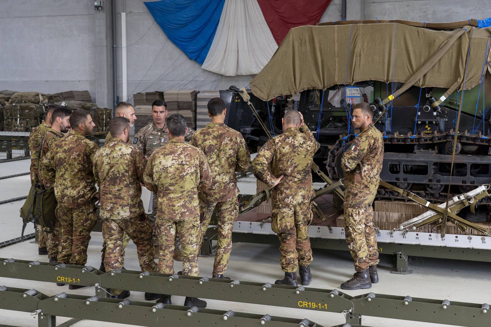1er Régiment du train... - 1er Régiment du train parachutiste