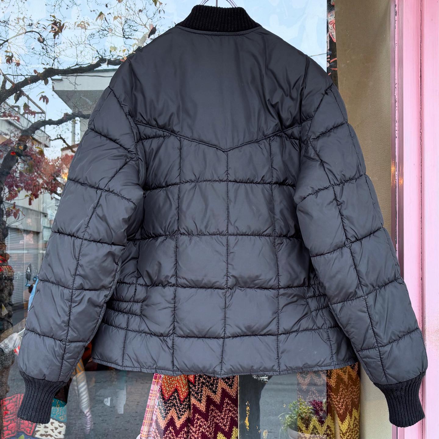 90's WALLS made in USA 中綿キルティングジャケットです。 ボリューム