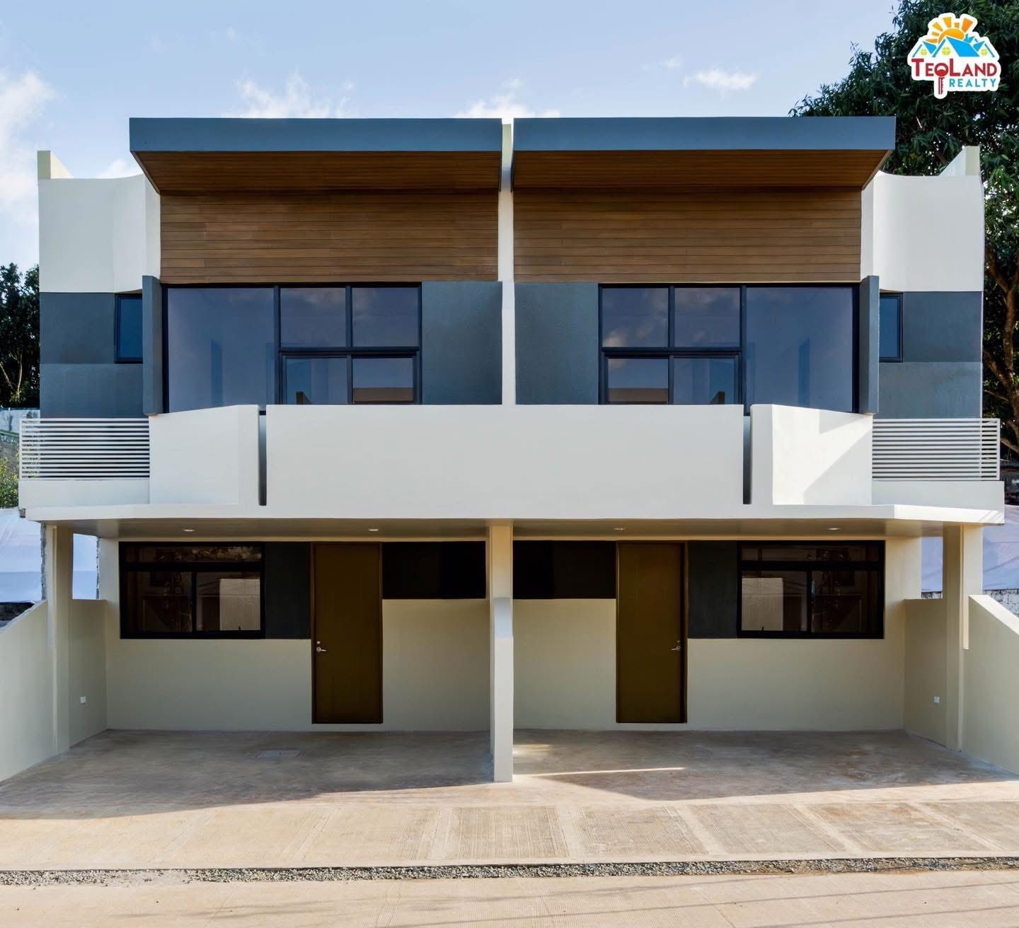 Aurella Ridge & Ahanna Residences | Tanay