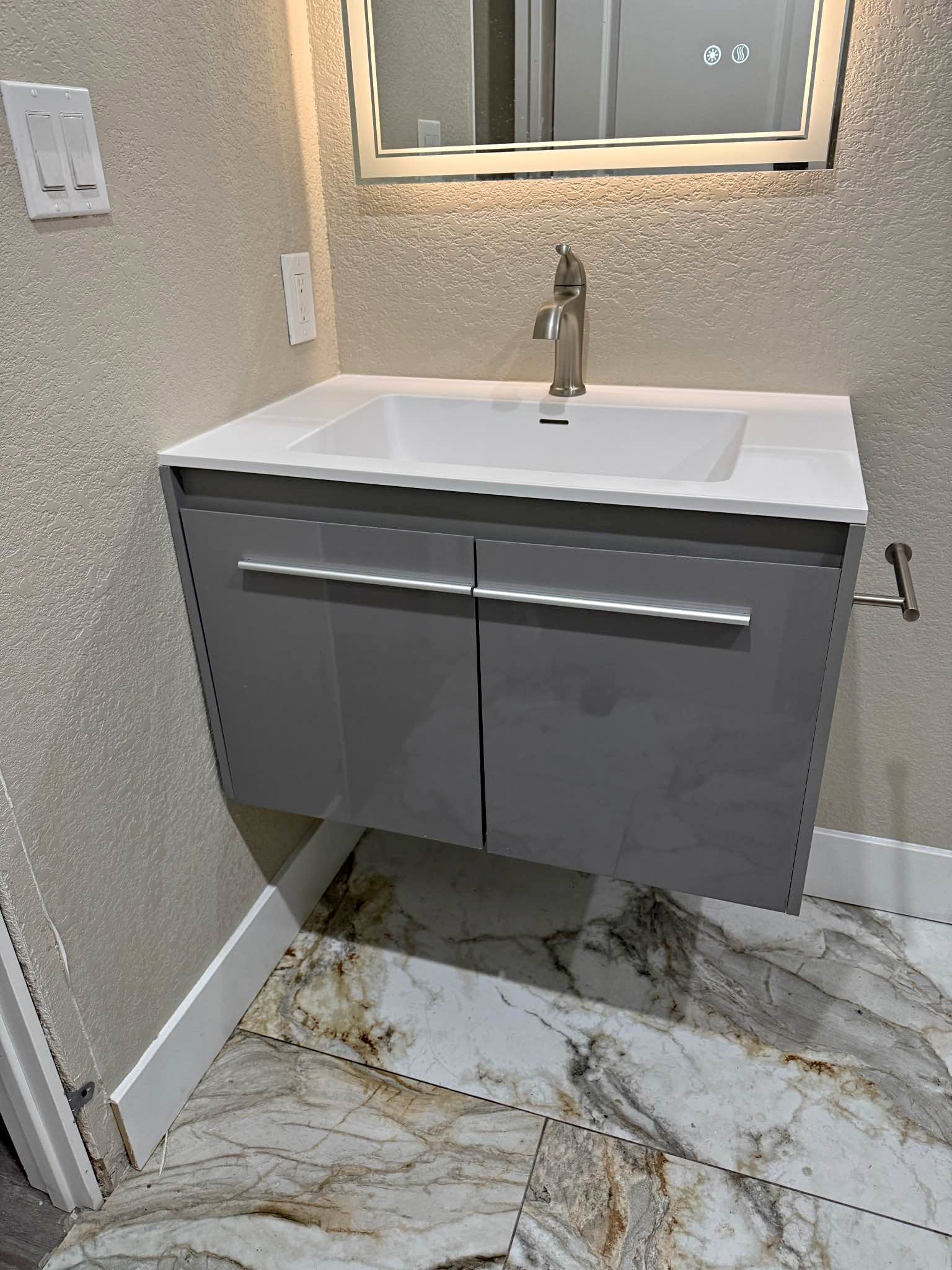 Bathroom vanity - Vanities & Makeup Tables - Spring Valley, Nevada ...