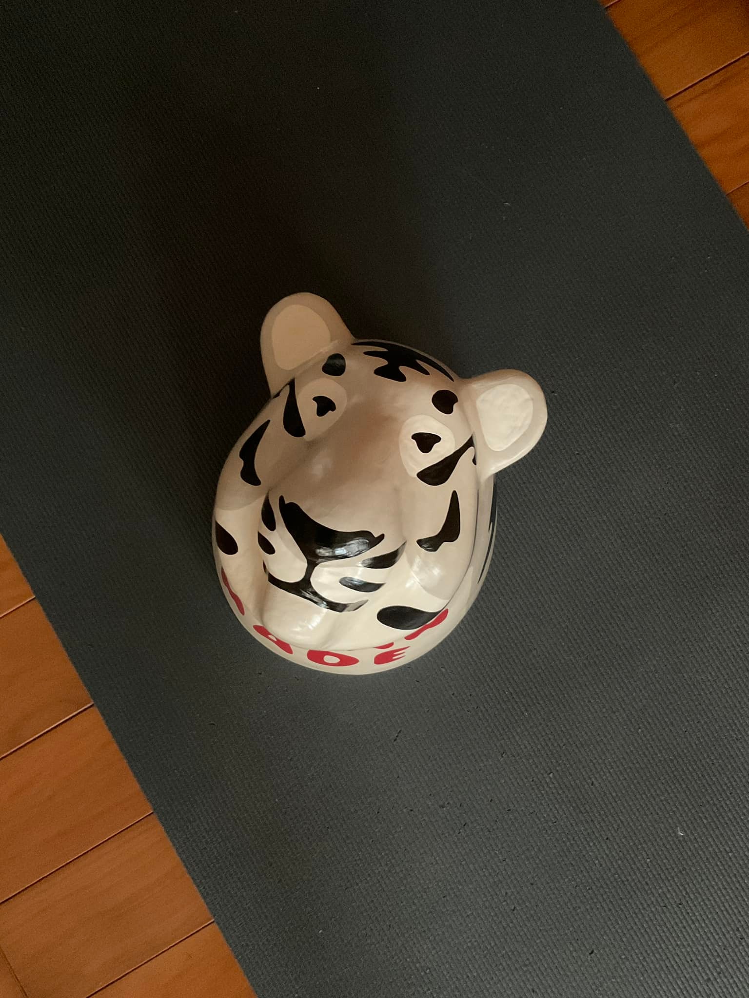 商品名稱】：Human Made Tiger Trophy Paper Mache Display. 【商品