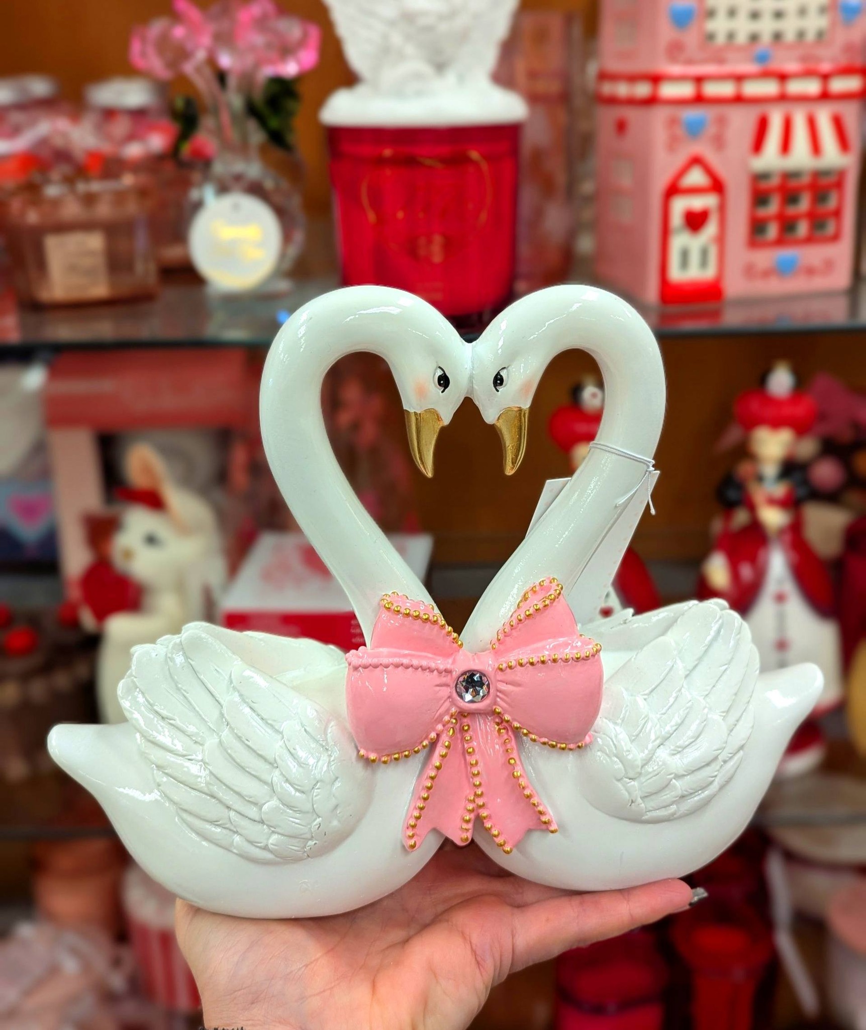Tjmaxx has the cutest Valentine's Day decor out 🩷💌🌹