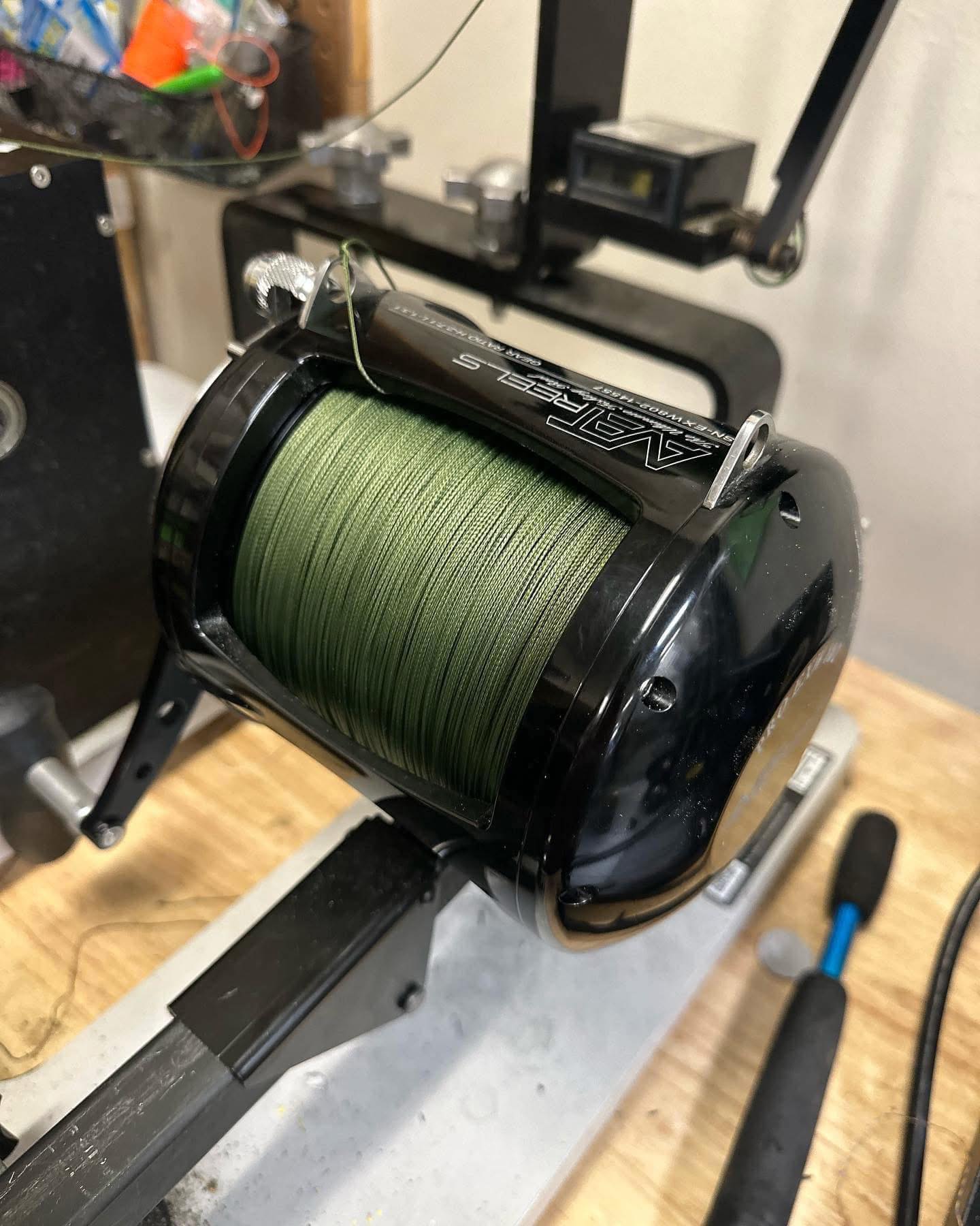 fish reel gear ratio Lew's Speed Spool Baitcast Fishing Reel, 9+1 Bearings, 6.8:1 Ratio, Aluminum Frame, Graphite Sideplate, MCS Braking System, Left-Hand Retrieve : Sports & Outdoors Understanding Fishing Reel Gear Ratios