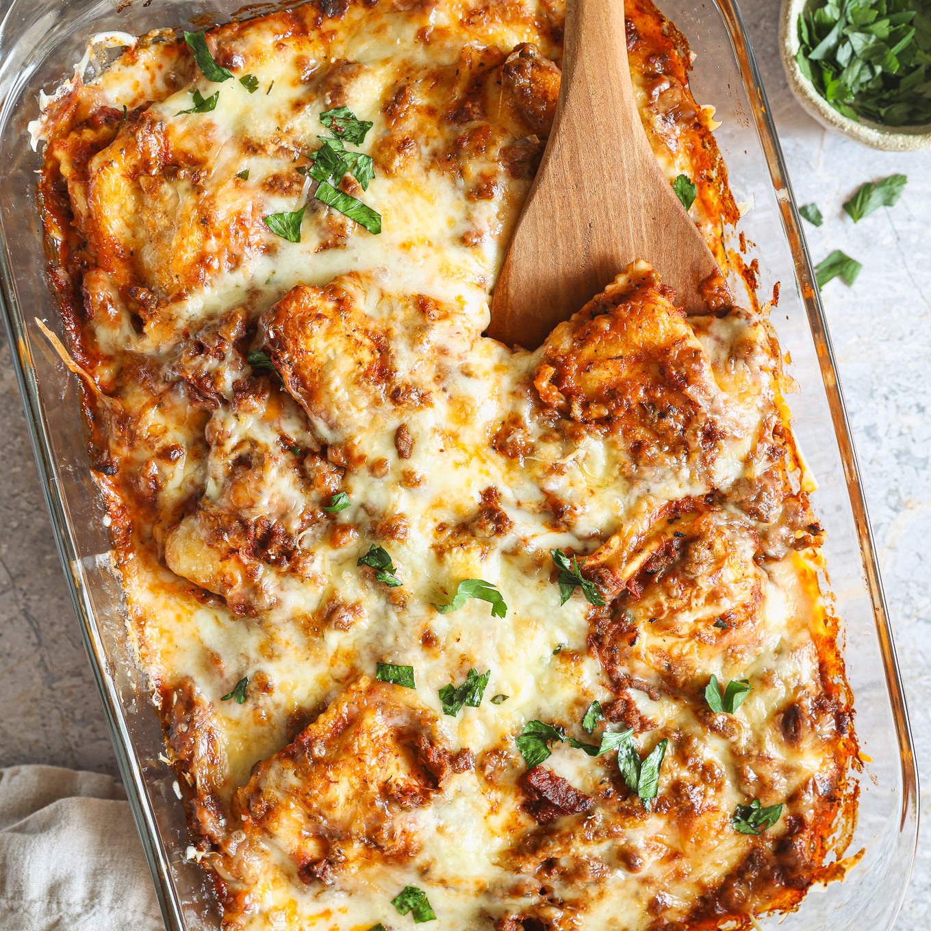 Little - Recipe: https://www.littlebroken.com/baked-ravioli/ Craving a ...