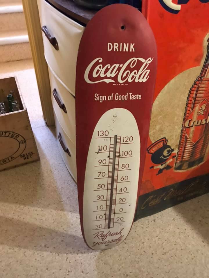🔥🔥🔥Sold🔥🔥🔥 This 1940's Coca-Cola Cigar Thermometer works