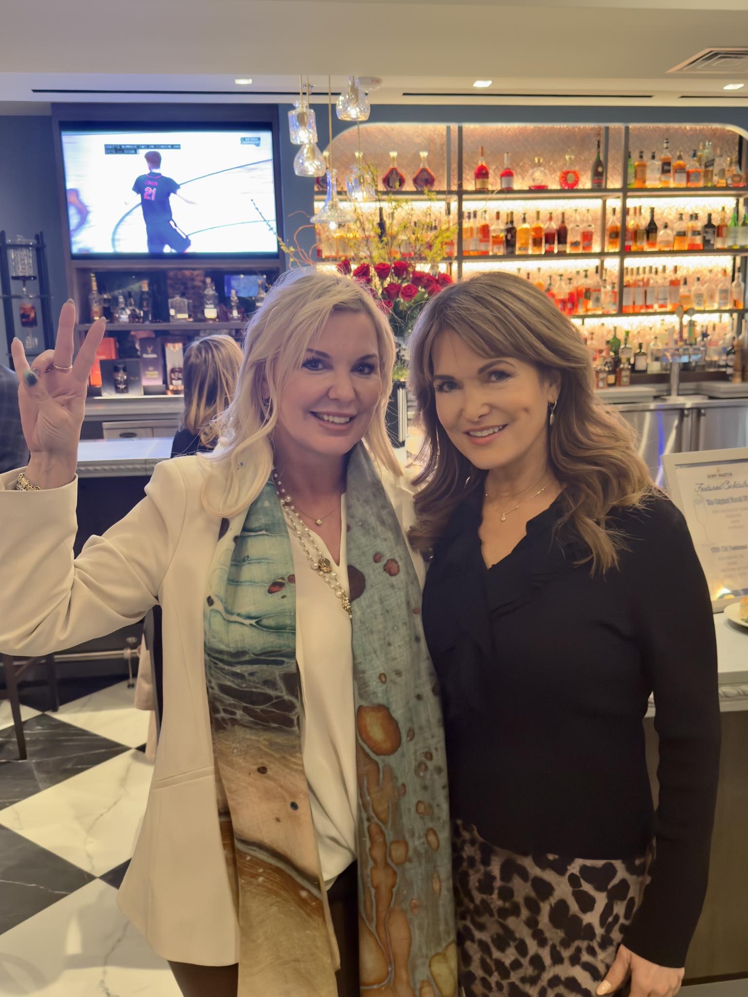 Go Coogs! I love how our entire... - Melissa Wilson FOX 26 | Facebook