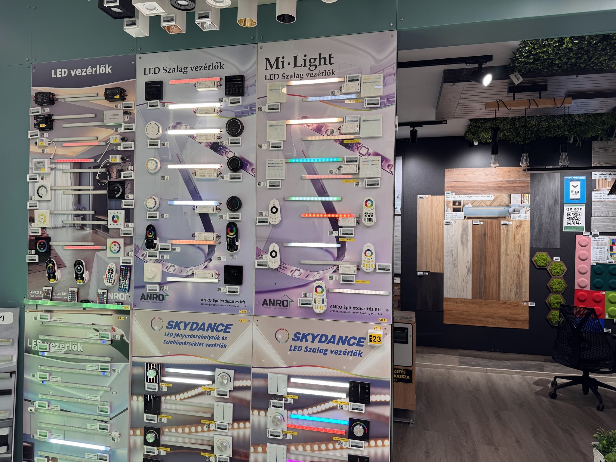 ANRO LED... - ANRO LED világítás és díszléc webáruház