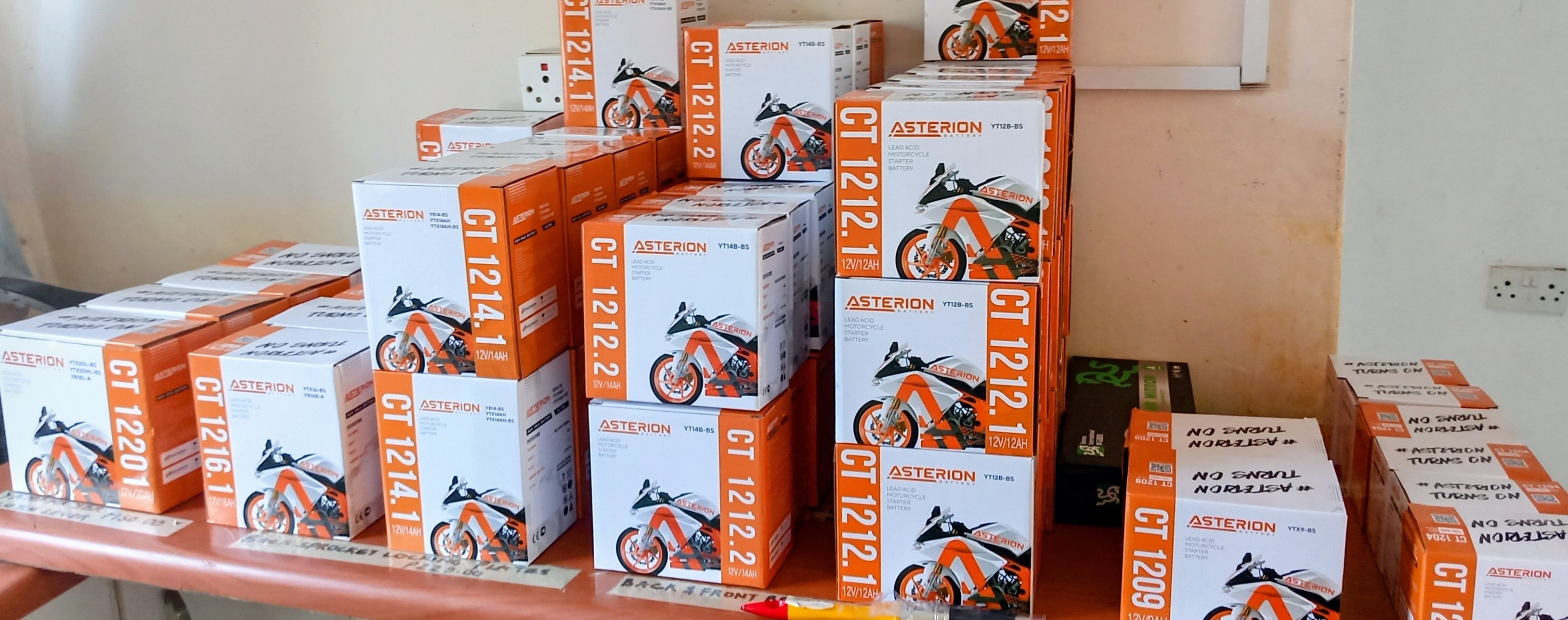専用　3箱 ASTERION MOTORCYCLE StARTER BATTERIES in Botswana 🇧🇼 We Courier