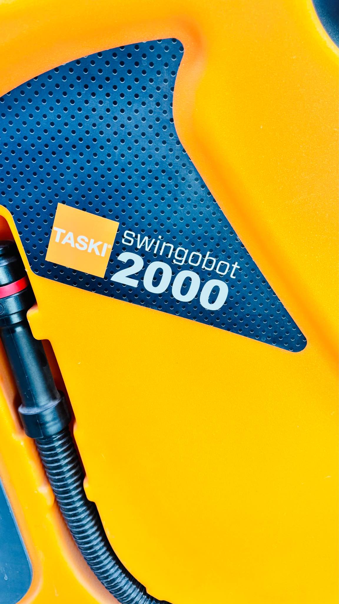 Taski Swingobot 2000 - Commercial Vehicles - North Haledon, New Jersey ...