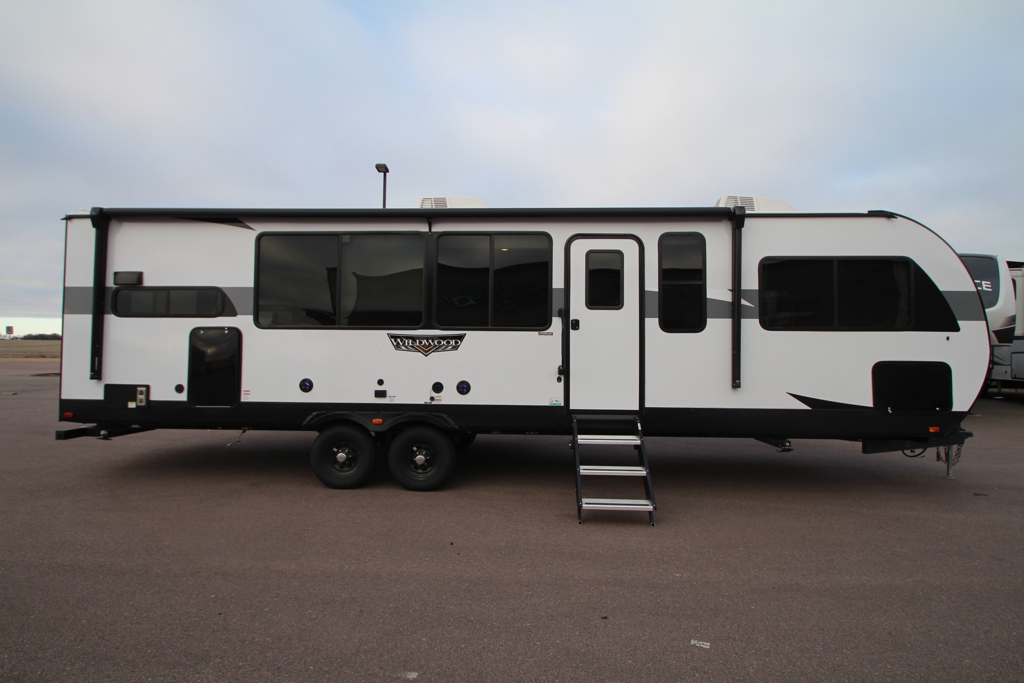 Noteboom RV - Noteboom RV added a new photo.