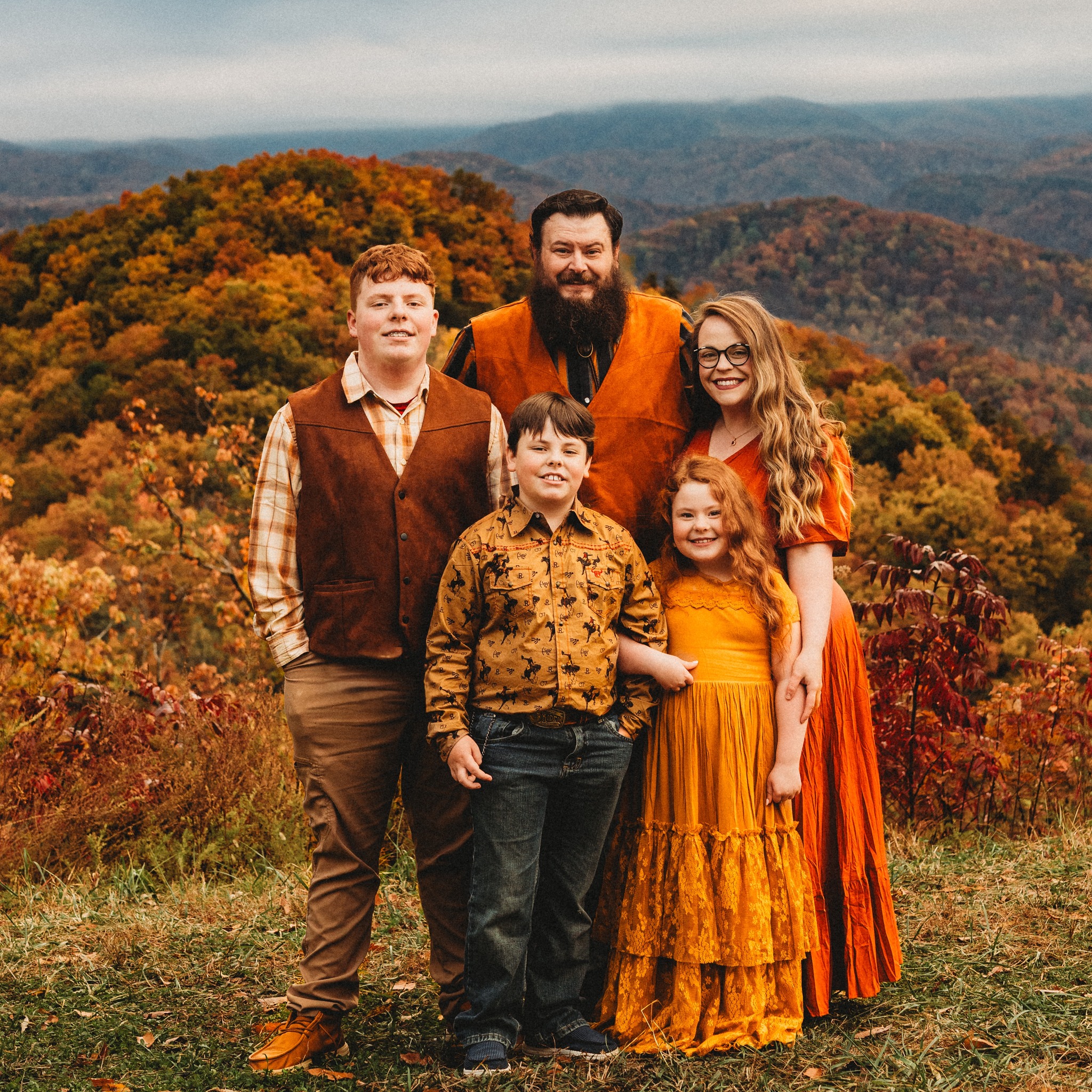 We had a great family session in beautiful Greenbrier today! 🌄📸 # ...