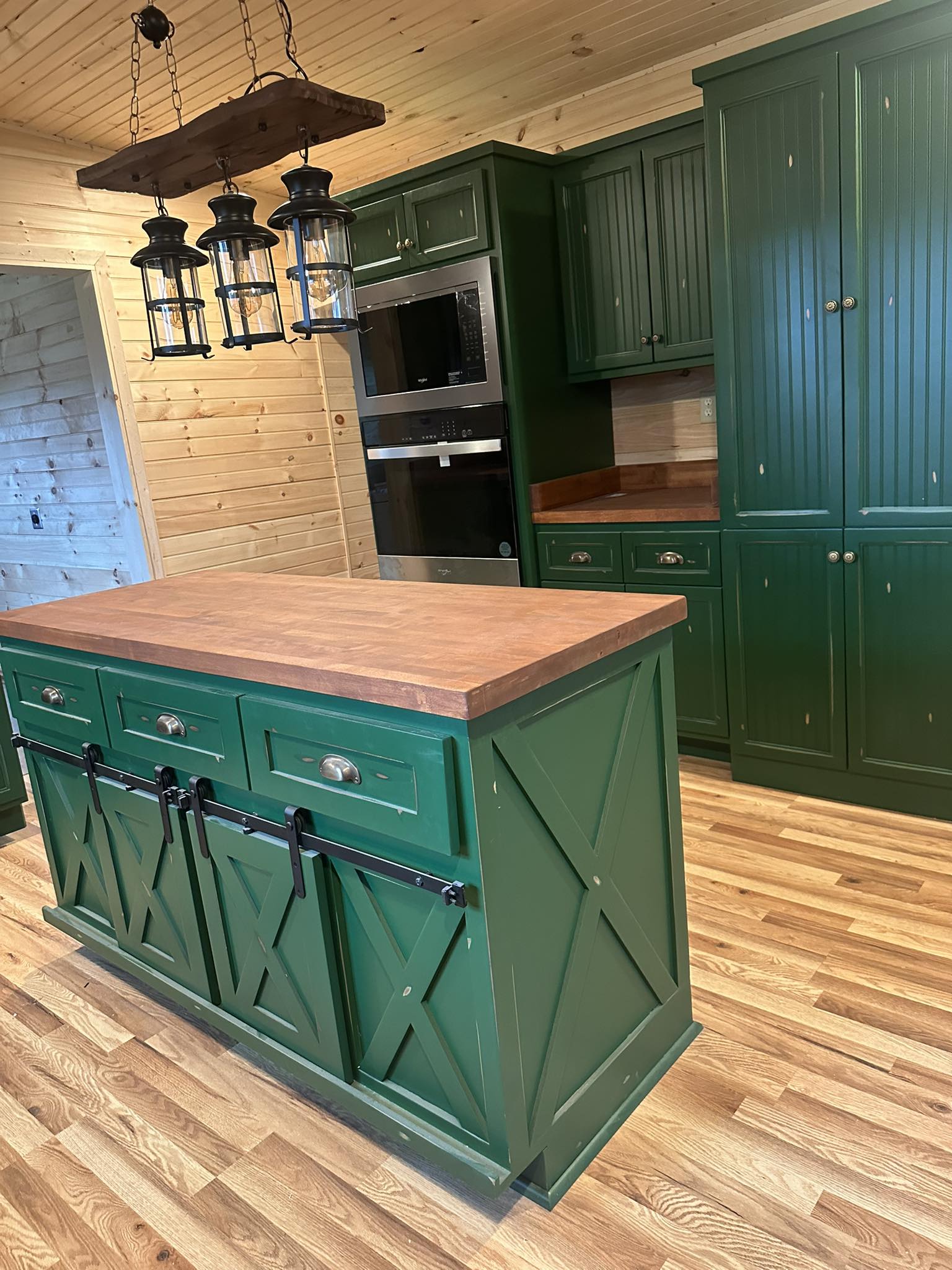 AHMC Custom Cabinets | Bowling Green KY
