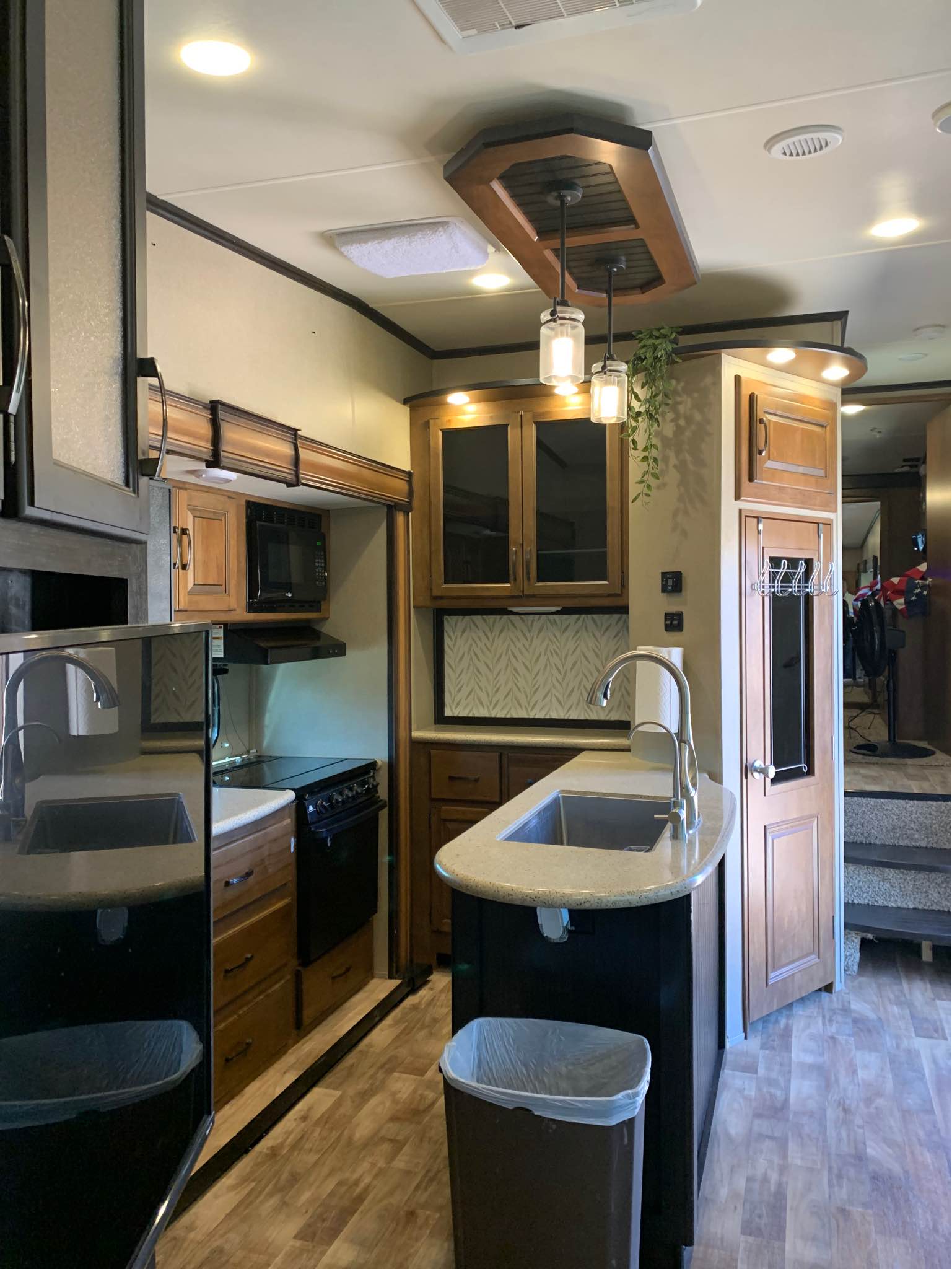 Aaron is selling his RV if you... - Annette Maviglia Fuentes | Facebook