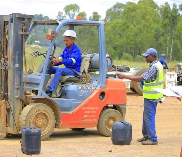 Earth Movers Machine Operator Training 0731582436 Earthmoving Equipment ...