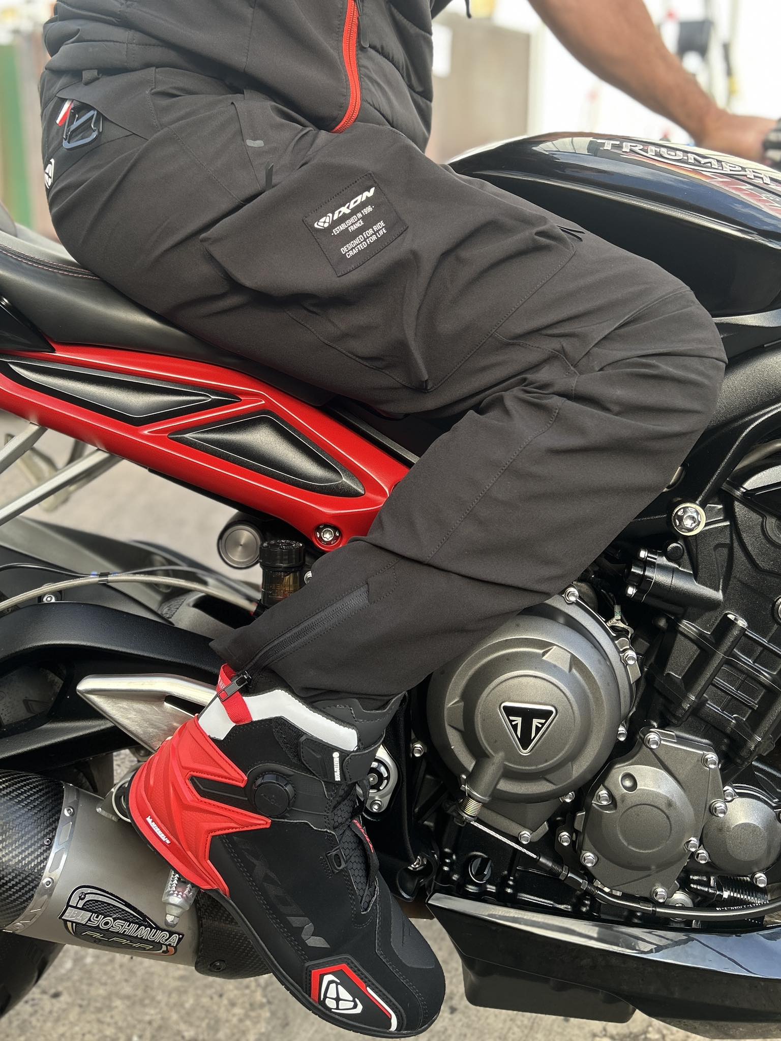1 PAIR ONLY SIZE XL‼️ 💥 IXON AKRO PANTS £199.99💥 Ixon Akro