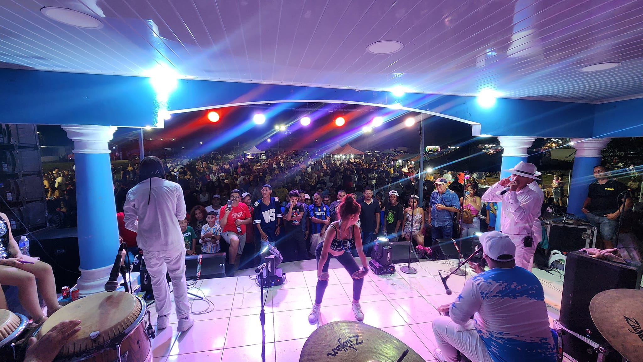 Los Roland De La Ceiba