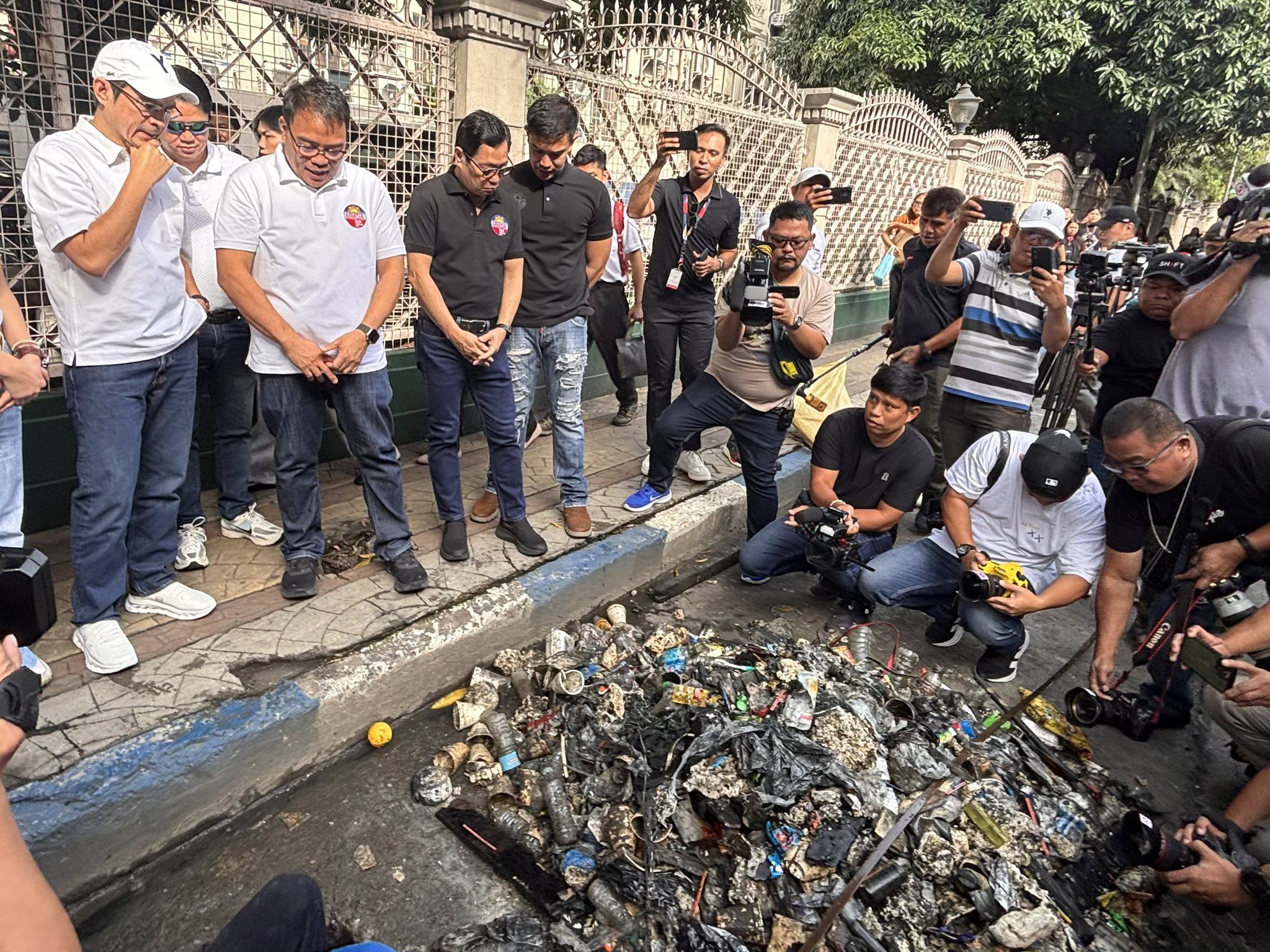 INQUIRER.net - LOOK: MMDA Chair Don Artes and Manila Mayor Isko Moreno ...