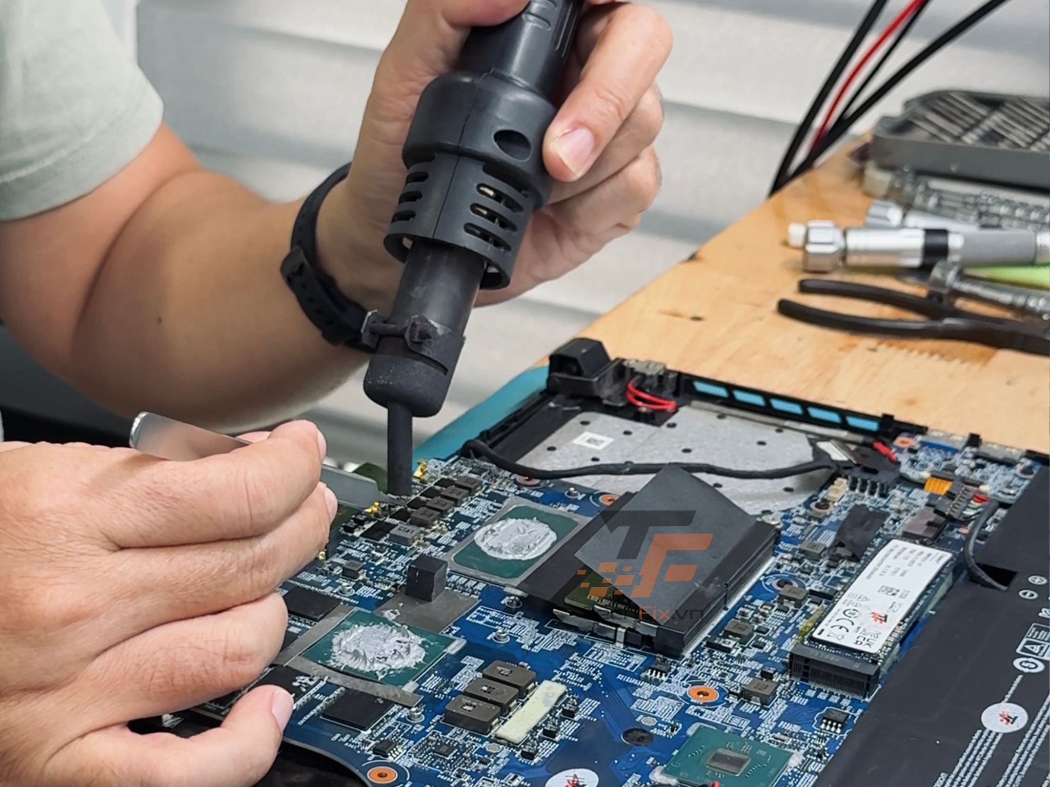 TechFix - Sửa... - TechFix - Sửa Macbook, Laptop Gaming