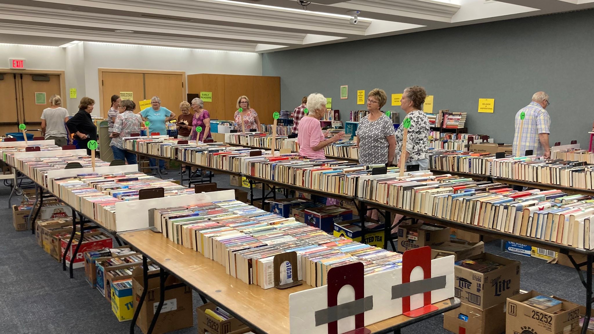 Friends... - Friends of the Howell Carnegie District Library