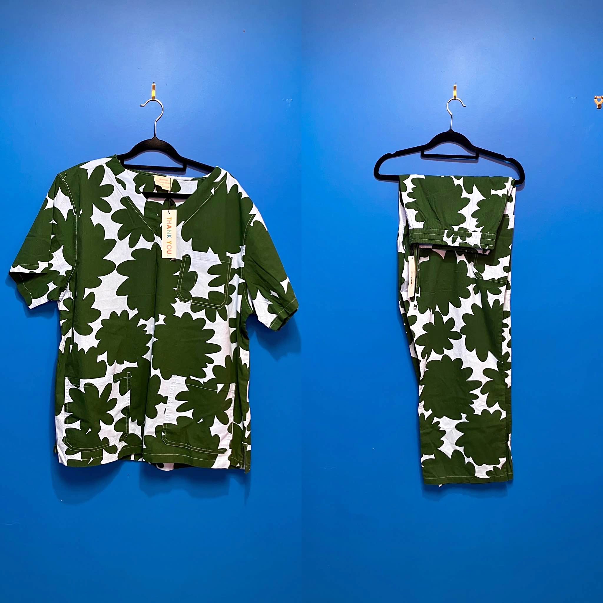 Gorman Puffy Flower Scrub Set Size 3XL BNWT Blue Green Floral Print ...
